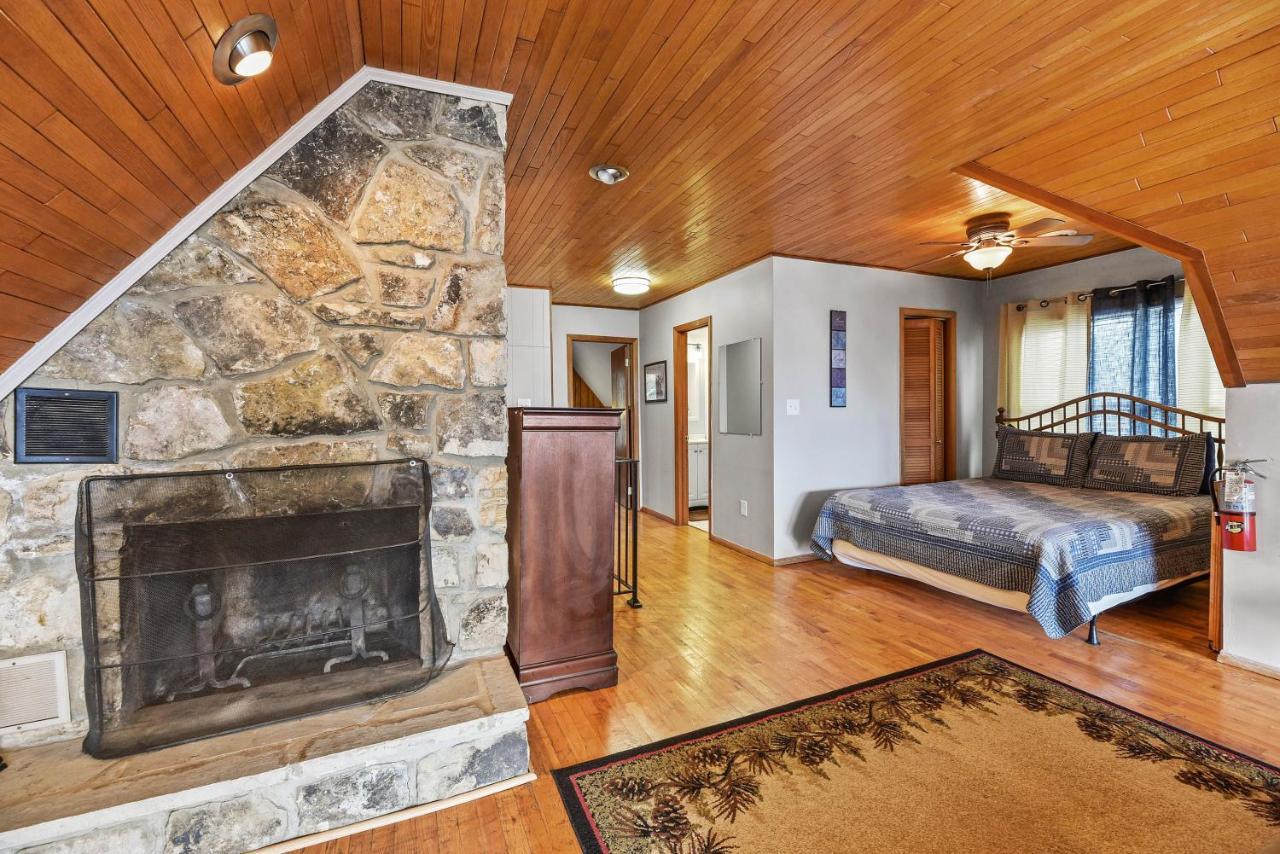 Smokystays Private Pool Chalet Gatlinburg Esterno foto