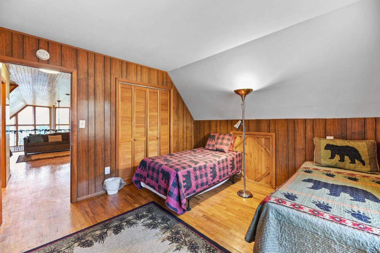 Smokystays Private Pool Chalet Gatlinburg Esterno foto