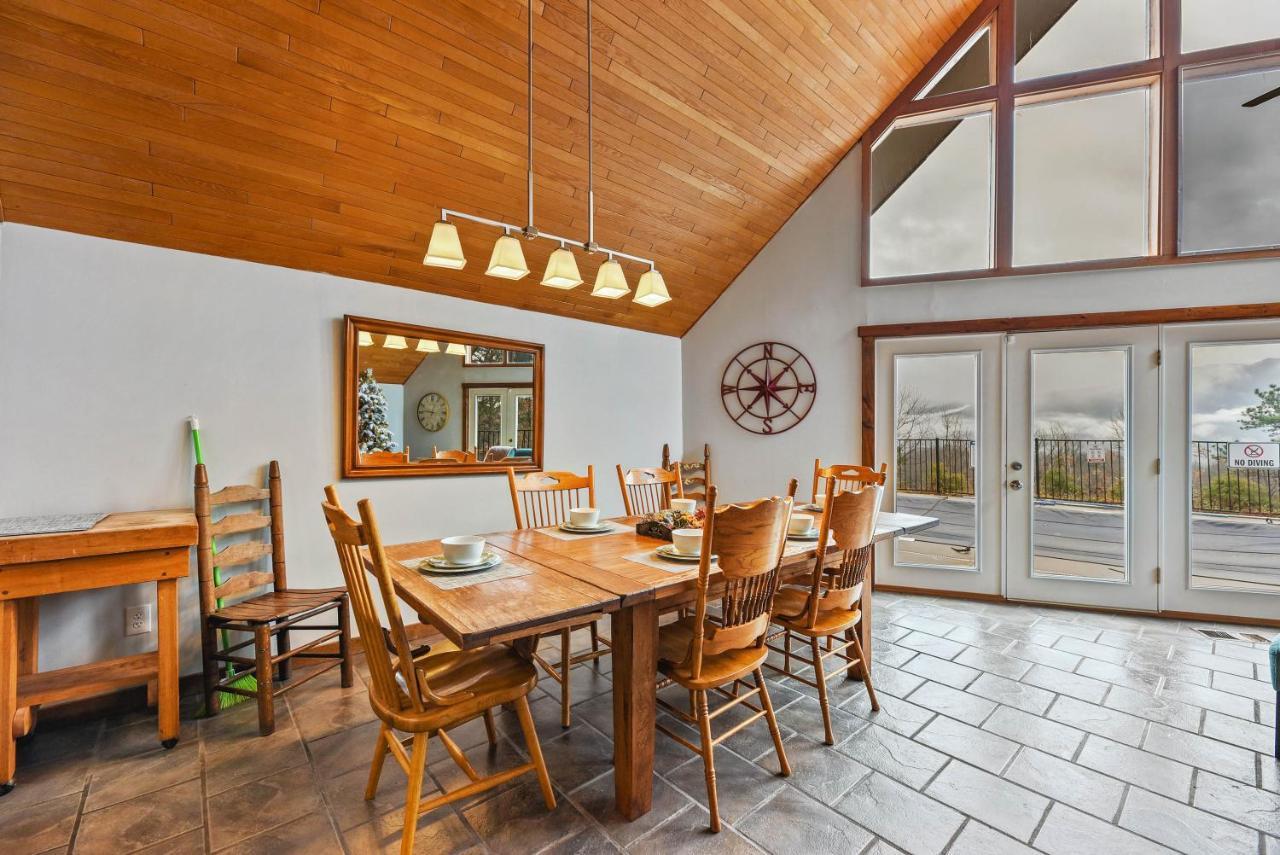 Smokystays Private Pool Chalet Gatlinburg Esterno foto